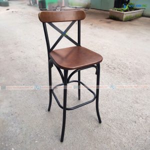 Ghe quay bar chan sat mat go hien dai 5