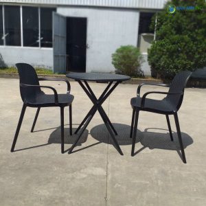 Bộ Bàn Ghế Cafe Tròn 2 Ghế Nhựa Đúc Có Tay BBCF53
