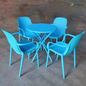 bo ban ghe cafe tron 4 ghe nhua duc co tay dep BBCF51 3