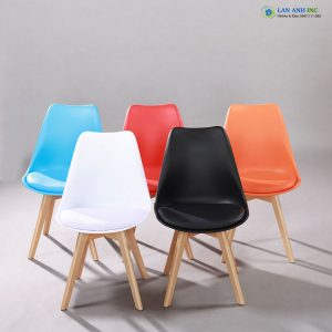Ghế eames nhựa chân gỗ có nệm LA3003