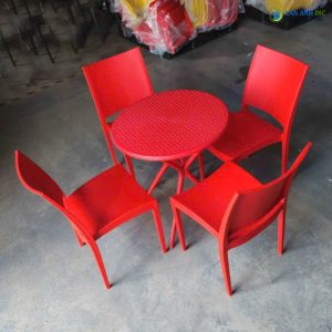 Bộ Bàn Ghế Cafe Nhựa Tròn 4 Ghế Nhựa Đúc BBCF73