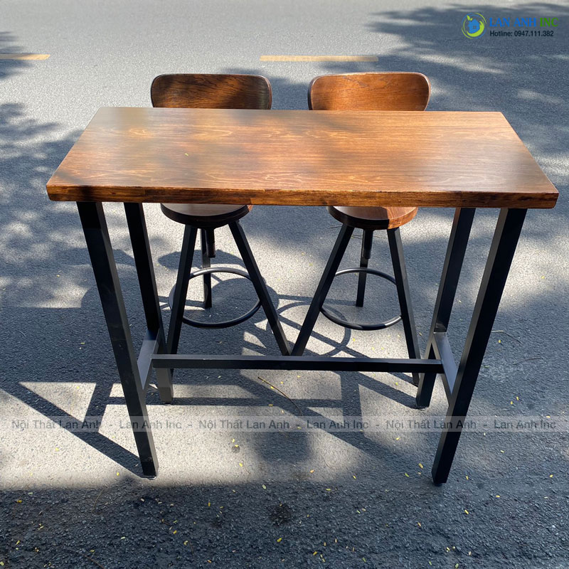 Bàn bar cao dài chân sắt mặt gỗ đẹp LABB02