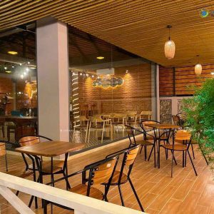 bo ban cafe go vuong ngoai troi dep chan sat cao BBCF02 3 1