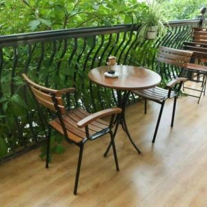 Bộ bàn ghế cafe ngoài trời tròn 2 ghế gỗ chân sắt cao BBCF18
