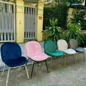 Alternative view of Ghế ăn bọc nỉ nhung chân sắt Gubi LA29B