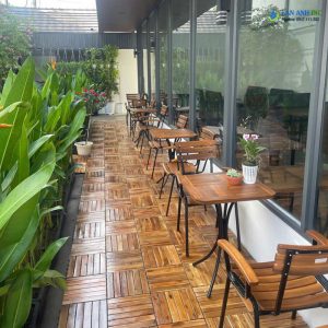 Bàn cafe gỗ vuông ngoài trời chân sắt cao LAPX14 z5191378463128 4f69d07002f58924a1f249d9a06b2233