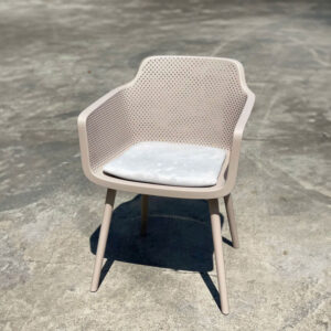 ghe nhua duc cafe ban an dep LAD3062 9