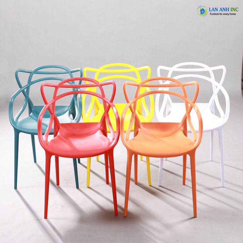 Ghế nhựa cafe bàn ăn văn phòng đúc nguyên khối xếp chồng đẹp hiện đại LAD3008 với nhiều màu sắc.