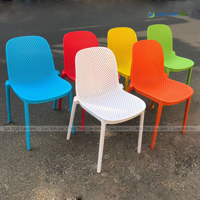 Ghe nhua pp duc nguyen khoi xep chong LAD136 17